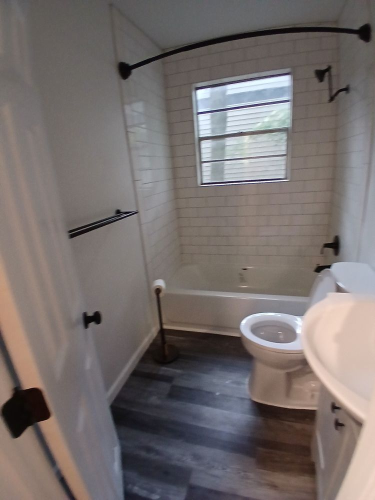 Duplex in Carbondale for Dead Tree General Contracting in Carbondale, Illinois