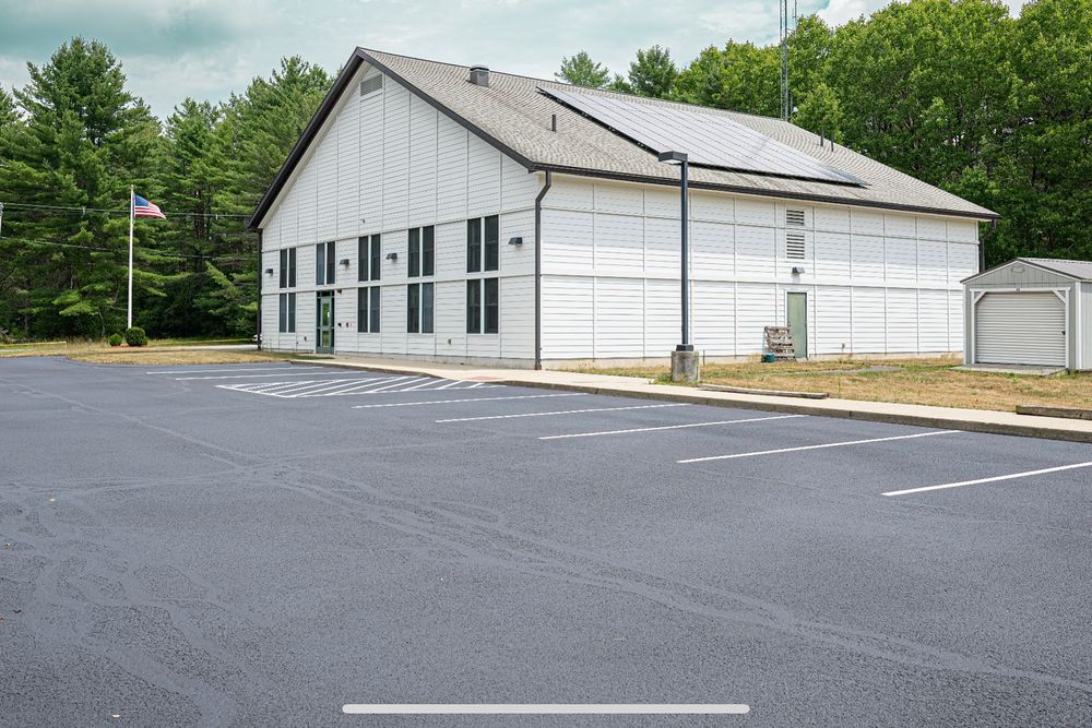 Asphalt  for Supreme Sealcoating in Westminster, MA