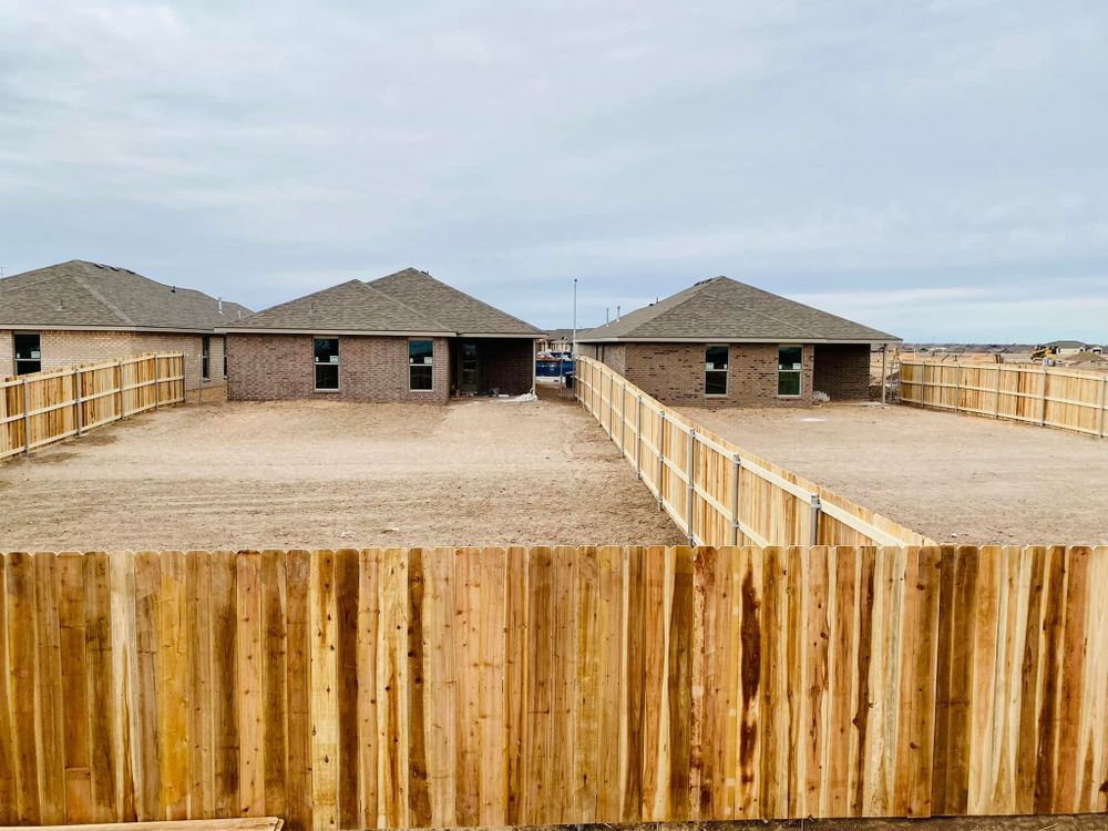 Fences for Russell Fencing and Outdoors in Lubbock ,  TX