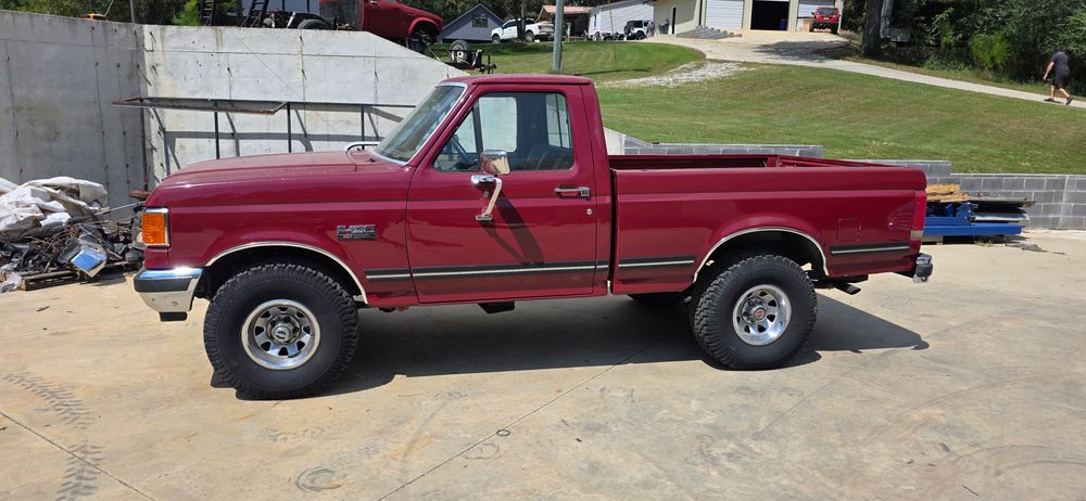 Revitalize your vehicle with our expert Paint & Body Work service. We offer precise color matching, seamless repairs, and a flawless finish to restore your car's original beauty and enhance its value. for Cave Spring Customs in Cave Spring, GA