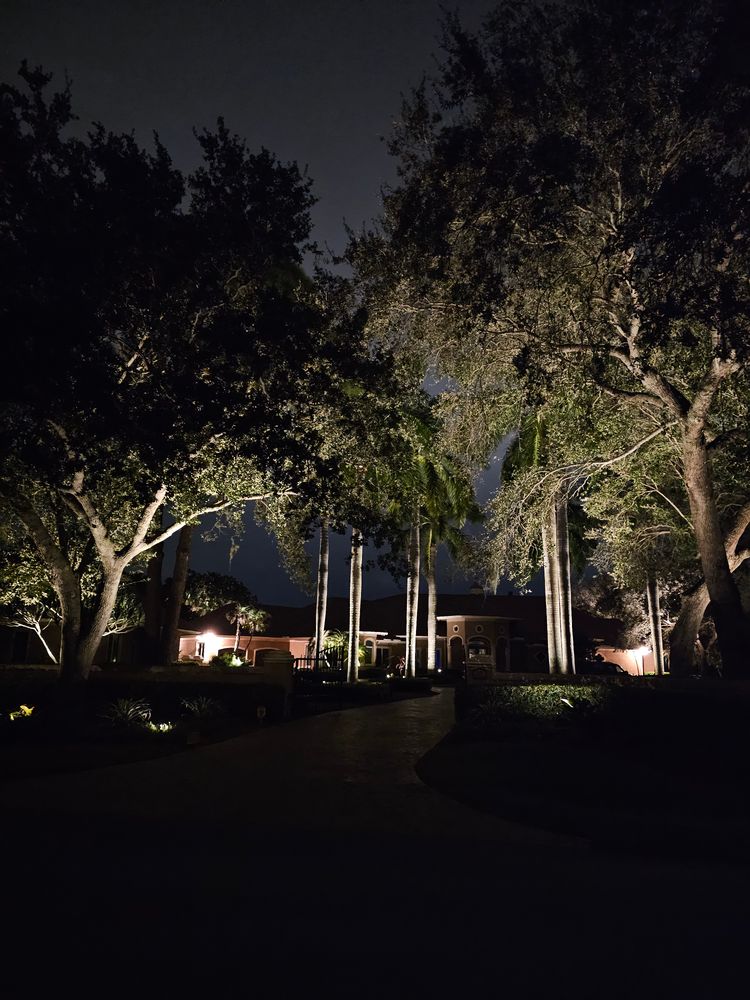 Landscape Lighting for Natural View Landscape, Inc.  in Loxahatchee, FL