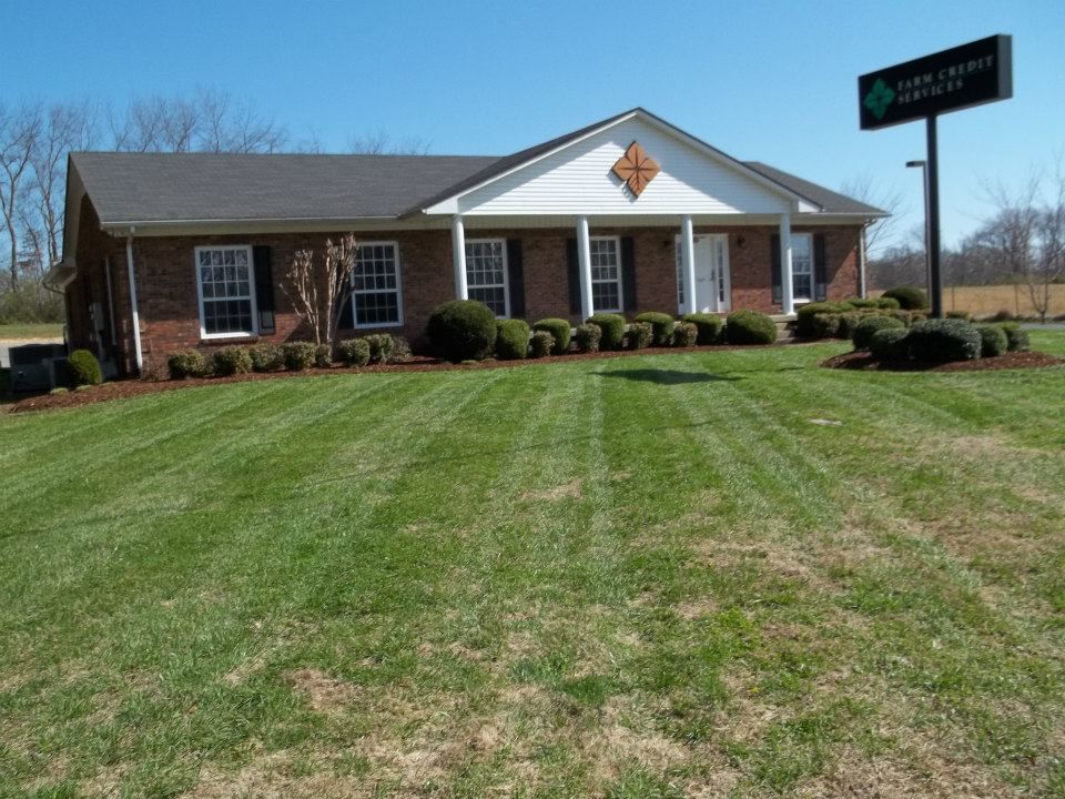 All Photos for Dustins Lawncare and Landscaping in Lawrenceburg, TN