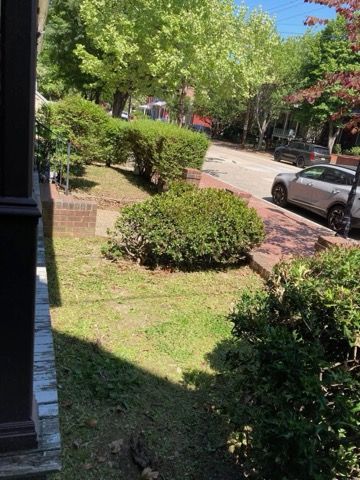 Landscaping for Green Horizon Lawncare in North Chesterfield, VA