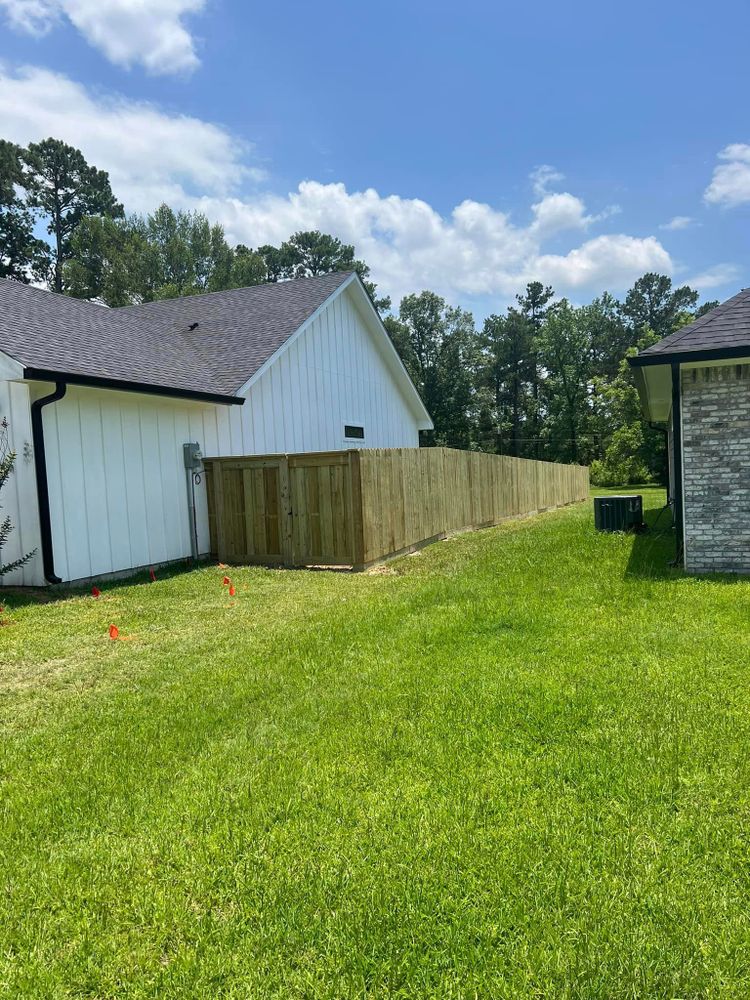 Fences for MNA Construction, LLC in Lufkin, TX