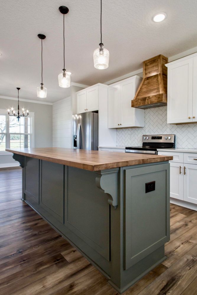 Cabinet for Murray Trades in Patterson, GA