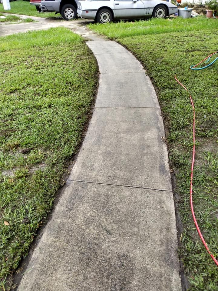 Home Softwash for Jonny On The Spot Pressure Washing LLC in Orlando, FL