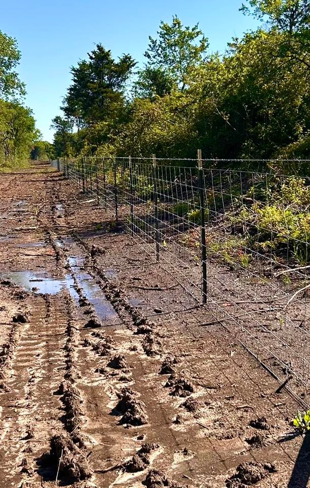 Fences for 5-7 Fencing & Construction in Madisonville, TX