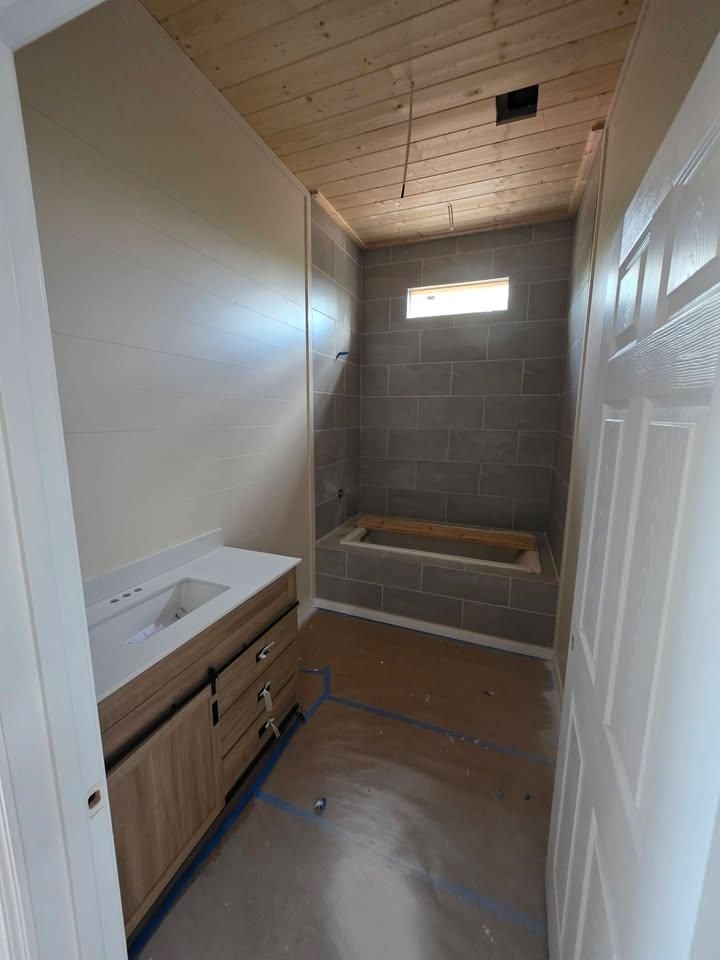 Interior Painting for Jason's Professional Painting in Hayesville, NC