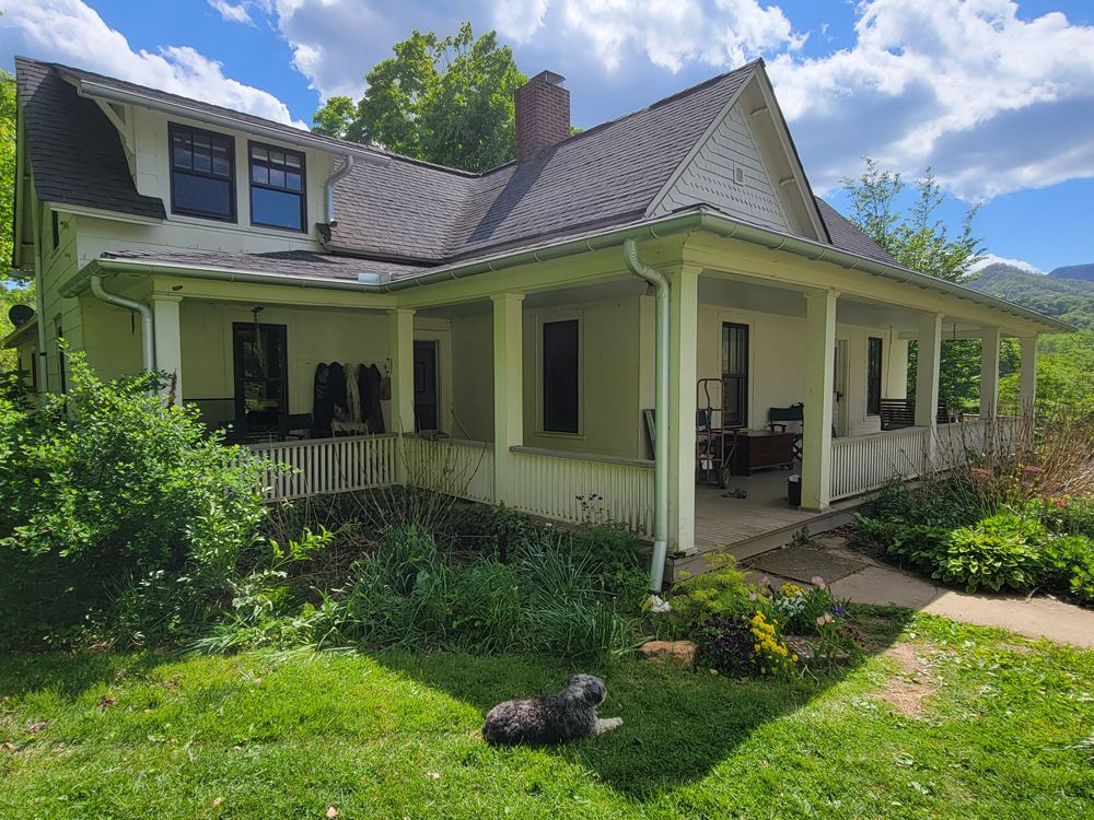 All Photos for Dotson Seamless Guttering LLC in Mars Hill, NC