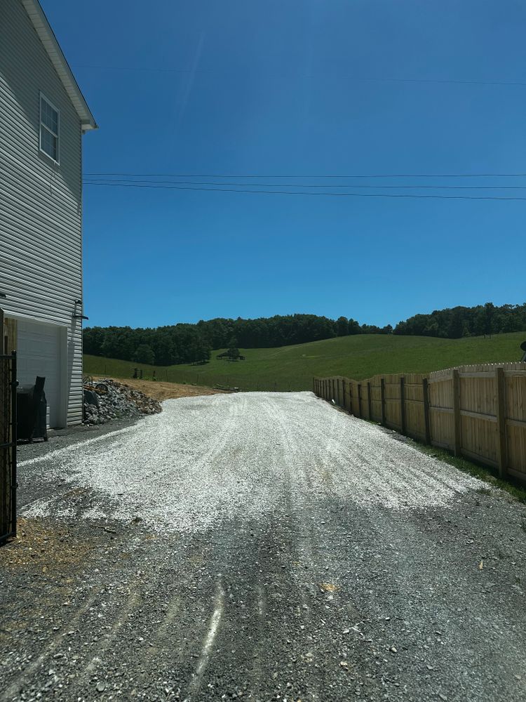 Driveways  for Holmes Septic Works LLC in Knoxville, TN 