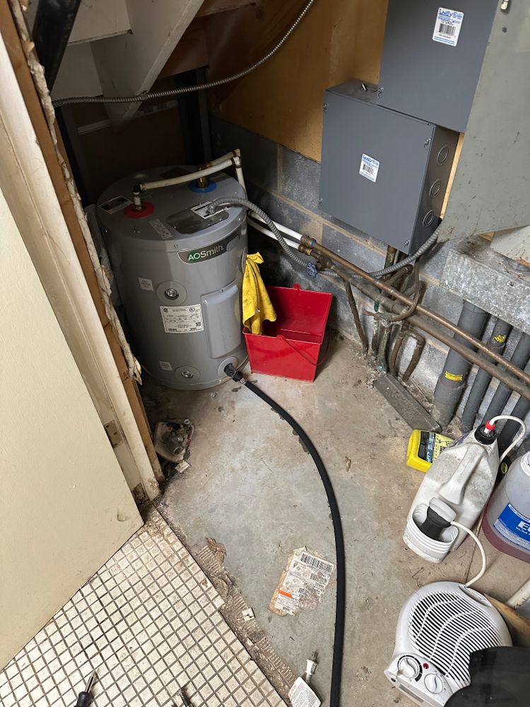 Handyman for The Flip Flop Roofer in Statesville, NC