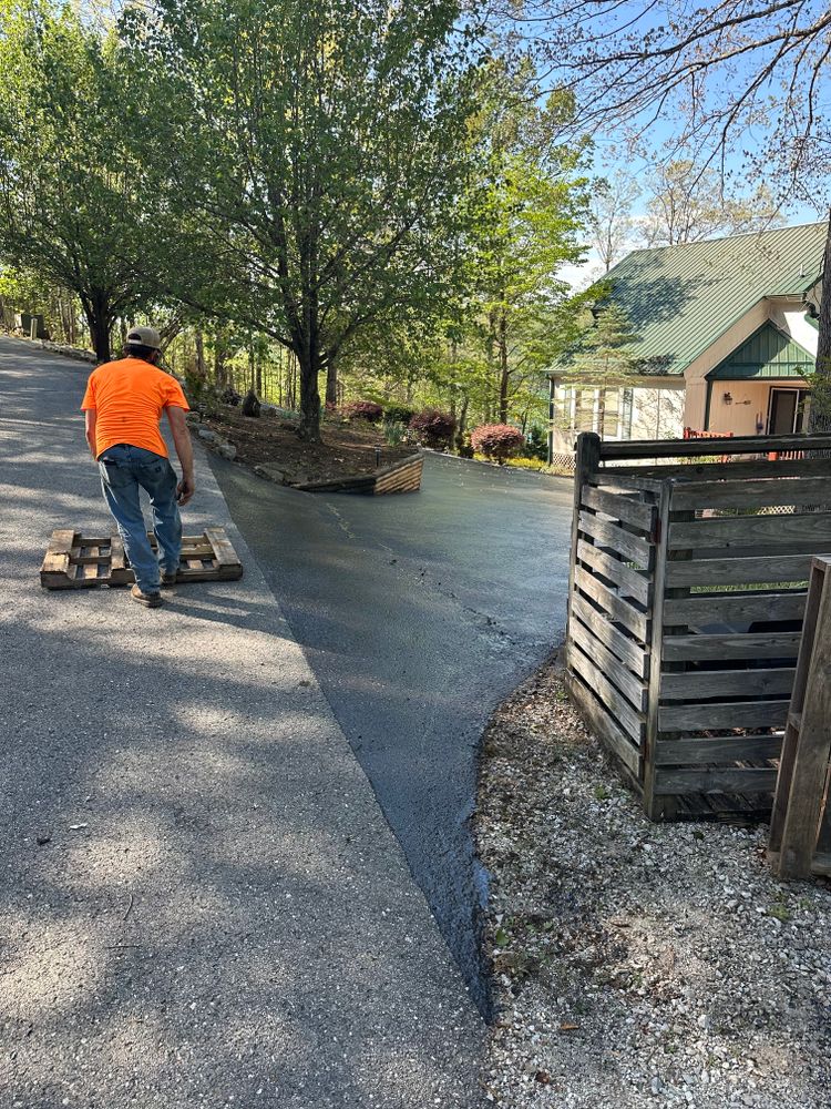 All Photos for Metzler Paving and Sealcoating LLC in Jacksboro, TN