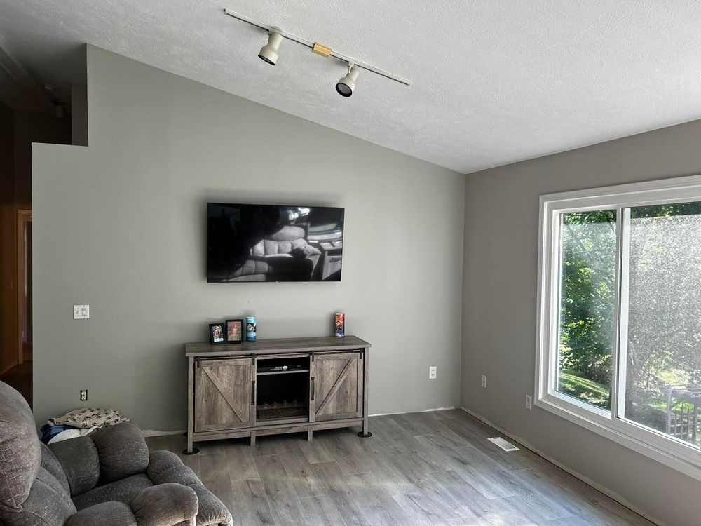 All Photos for Matt Meranda Painting in Grand Rapids, MI