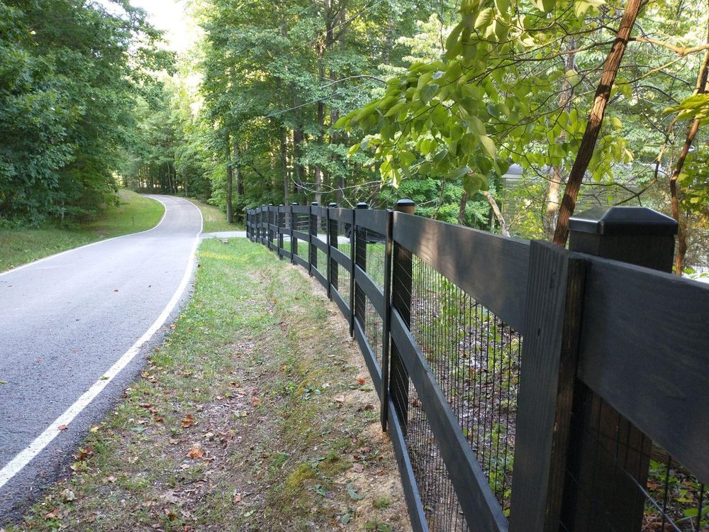All Photos for Southern Town & Country Fence in Sparta, TN