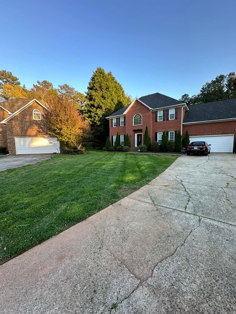 RZ Landscaping team in Lake Wylie, SC - people or person