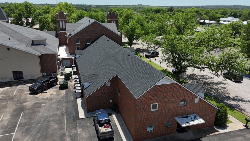 Shingle Roofs  for Barcenas Roofing & Remodeling in San Saba, TX