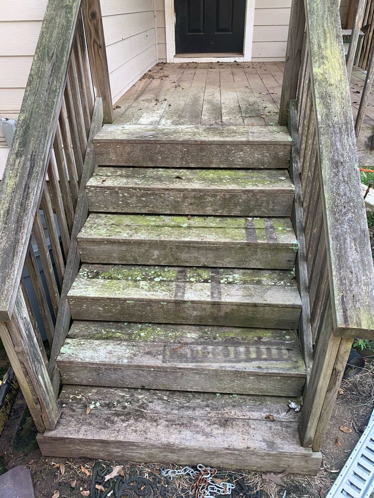 Deck cleaning for JB Applewhite's Pressure Washing in Anderson, SC