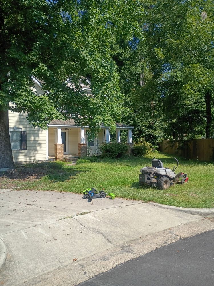 All Photos for Brothers On Point Lawn And Junk Removal in Wilson, NC