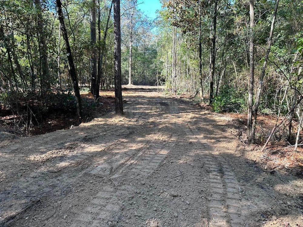 All Photos for White’s Land Maintenance in Milton,, FL