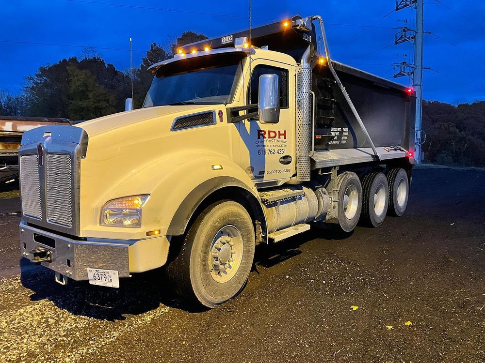Our Construction Material Hauling service ensures timely, safe delivery of building supplies directly to your site, helping streamline your project with reliable transportation that meets all residential construction needs. for RDH Contracting in Goodlettsville, TN