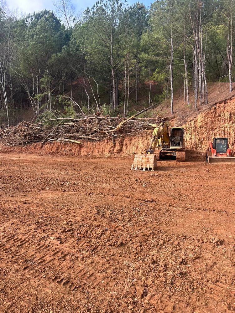 Our building demolition services ensure safe, efficient removal of unwanted structures while prioritizing environmental responsibility and minimizing disruption, paving the way for your new construction or landscaping projects. for F.C. White’s Excavation & Drain Cleaning in Huntingdon, TN