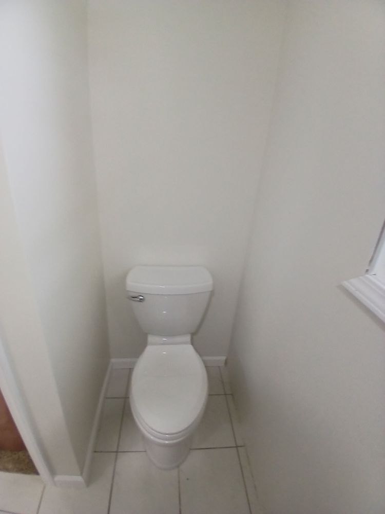 west Frankfort Master and Full Bath Renovations for Dead Tree General Contracting in Carbondale, Illinois