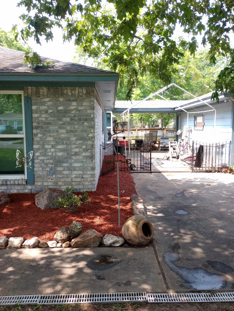 Lawn Care for Mitchell Maintenance in Dickinson, TX