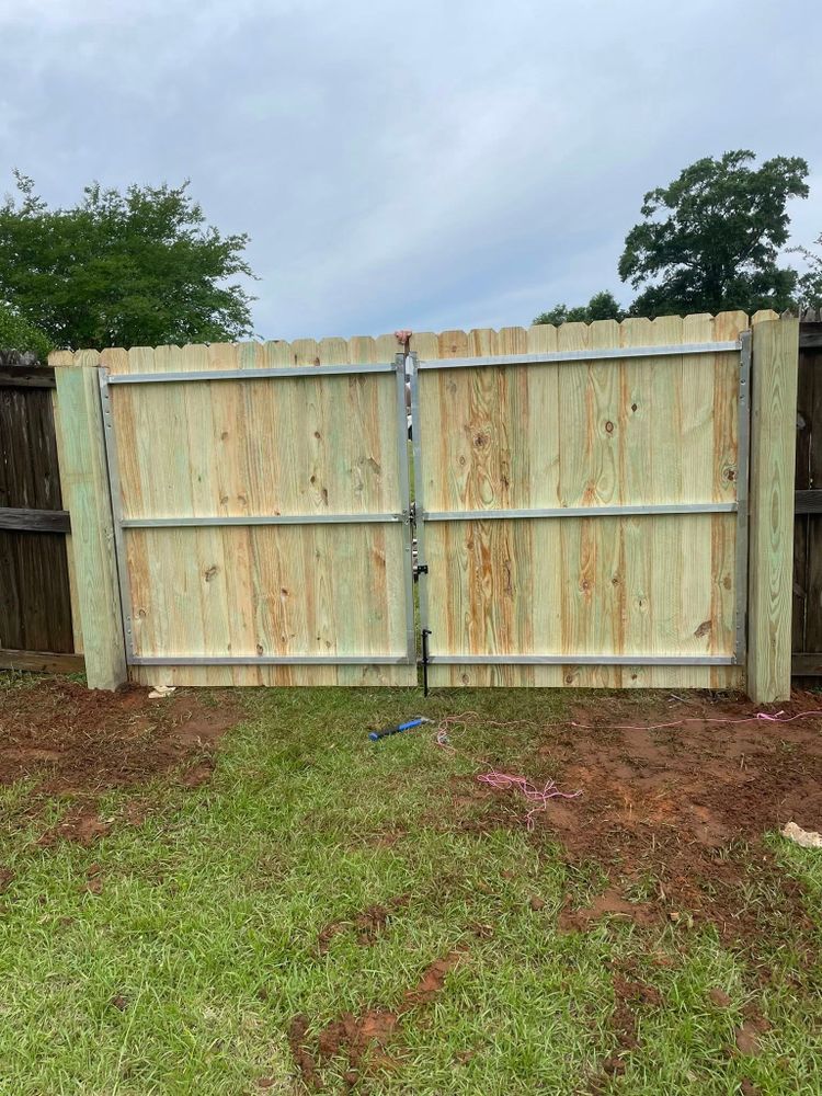 Our Gate Installation and Repair service ensures secure, aesthetically pleasing gates tailored to your needs. We offer expert craftsmanship ensuring durability, seamless functionality, and enhancing both the safety and appearance of your property. for Jaguar Fence in Mobile, AL