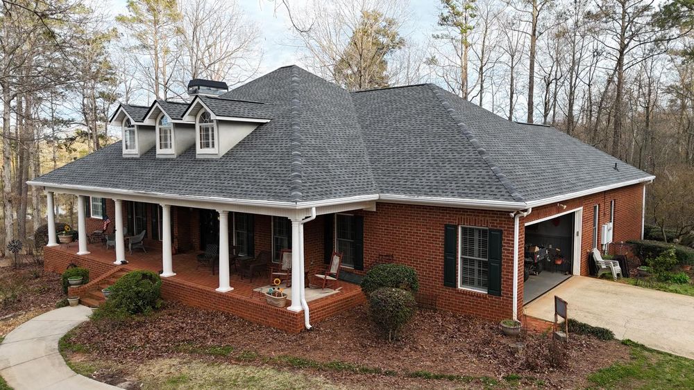 Protect your home and foundation with our best gutter service. Our expert team ensures proper installation to prevent clogs and water damage, keeping your gutters flowing smoothly year-round. for Georgia Roof Rescue in Woodbury, GA