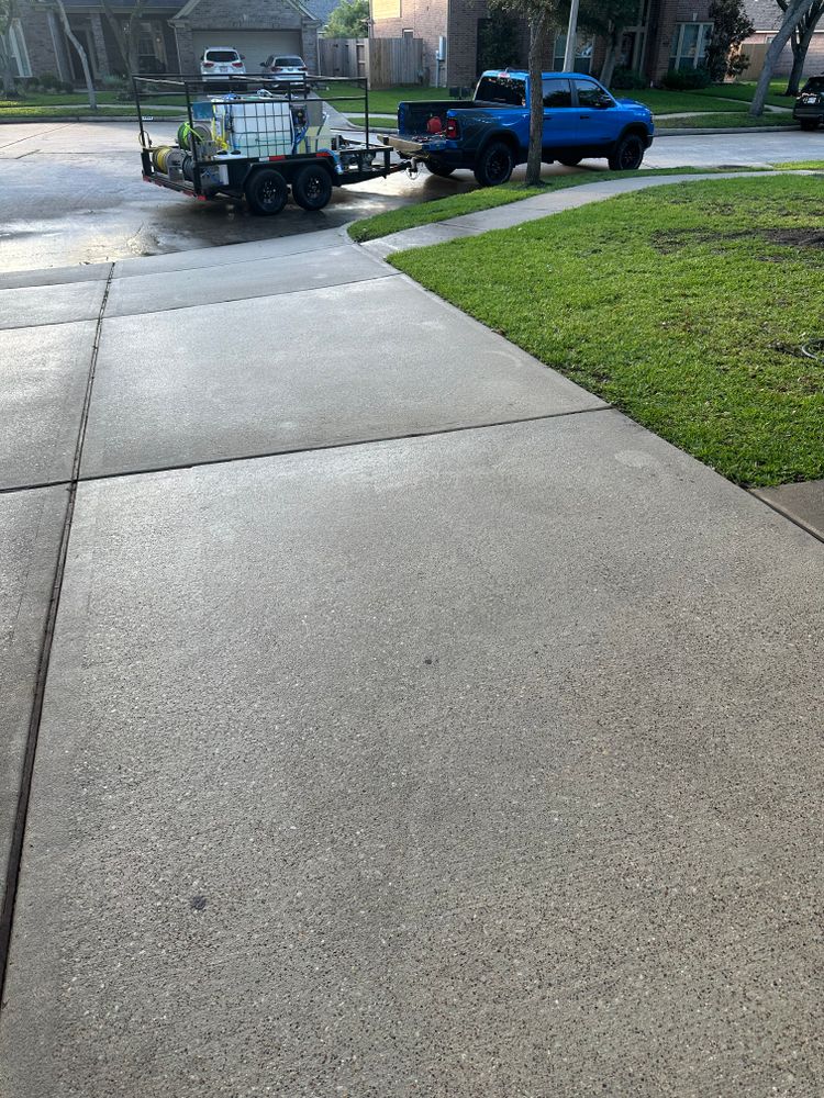 All Photos for AquaFusion Power Wash LLC in Pasadena, TX