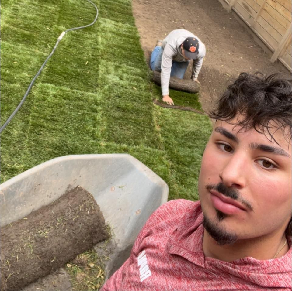 CMN Exterior Maintenance team in Hamilton, ON - people or person