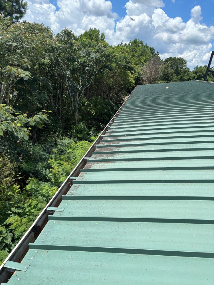 Our Commercial Gutter Cleaning service ensures efficient drainage, prevents water damage, and enhances property appearance by thoroughly removing debris. Trust our skilled team for a clean, functional gutter system in your home. for American Pro in Rockmart, GA
