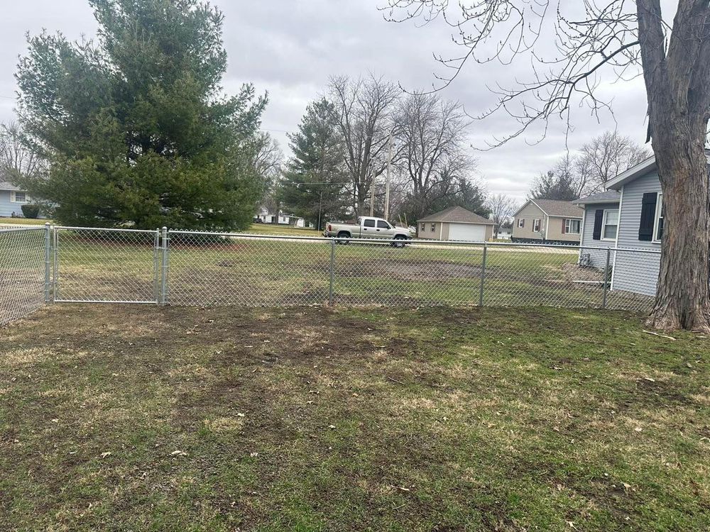 Fence Installation for Illinois Fence & outdoor co. in Kewanee, Illinois