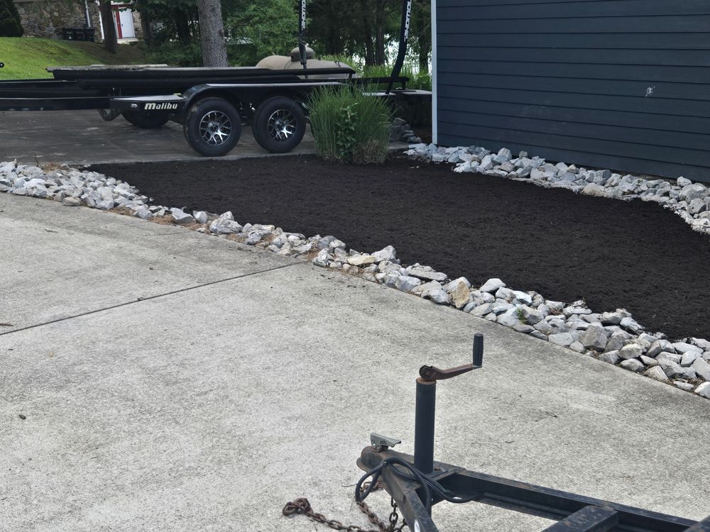 All Photos for Lafollette Mulch, Stone and Lawn Care in La Follette, TN