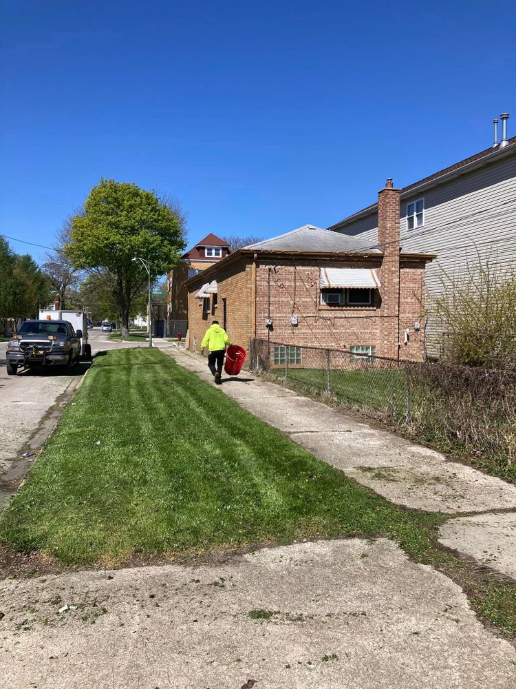 Lawn Care for Superior Lawn Care & Snow Removal LLC  in Chicago, IL