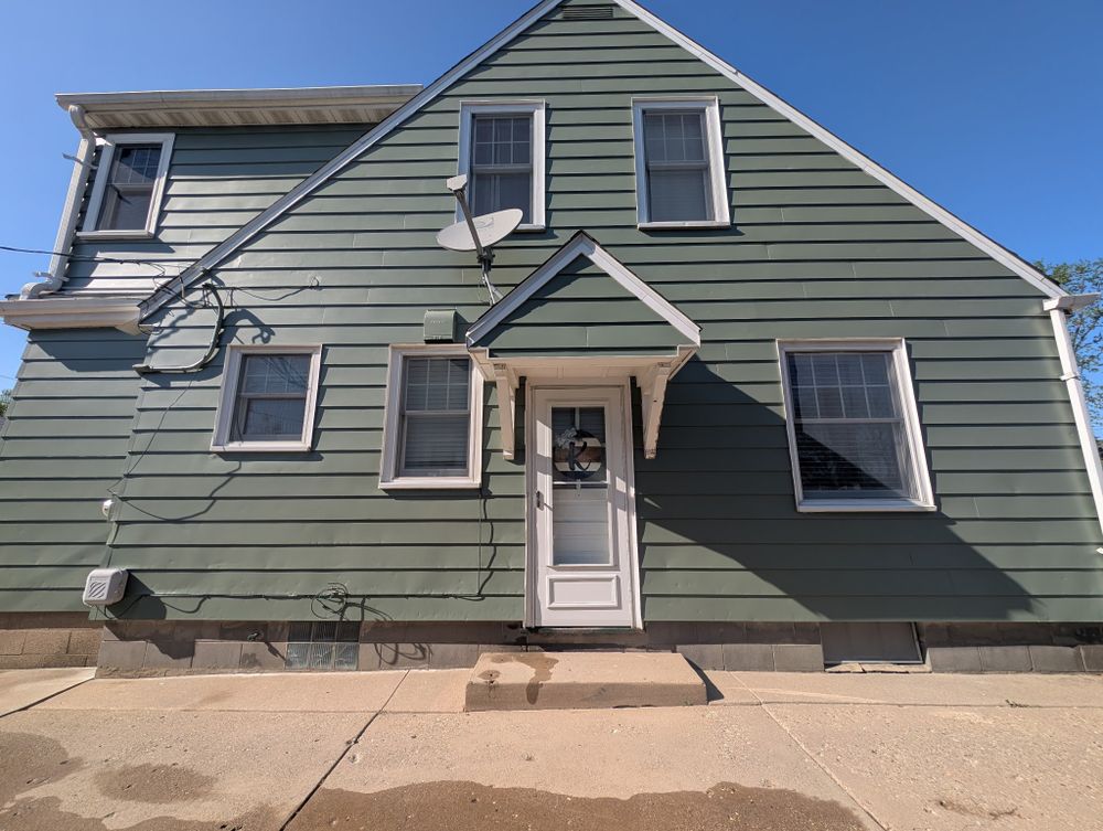 Exterior Painting for Mike Paints in Peoria, IL
