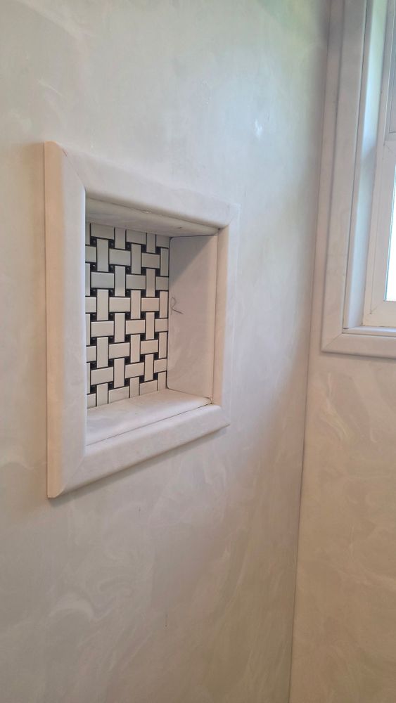 Showers for Mid-Valley Bath in Junction City, OR