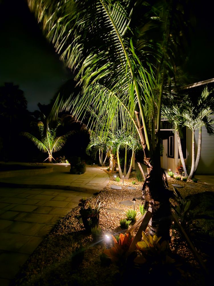 Landscape Lighting for Natural View Landscape, Inc.  in Loxahatchee, FL