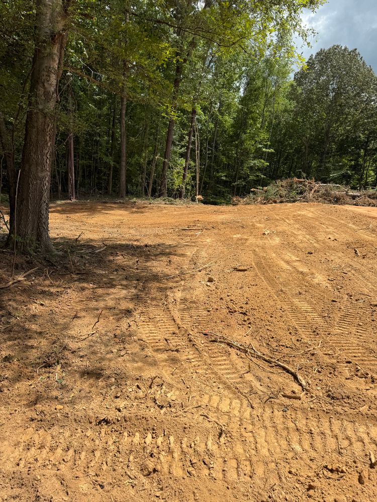 All Photos for West TN Dirt Works in Lexington, TN