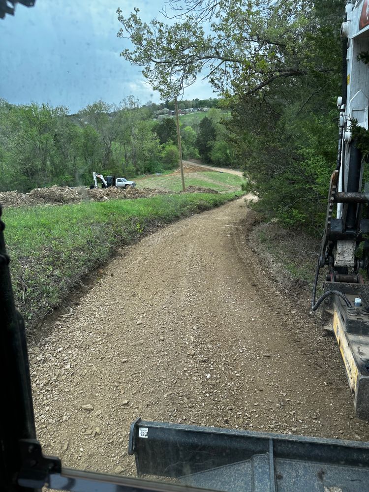 Driveways  for Holmes Septic Works LLC in Knoxville, TN 