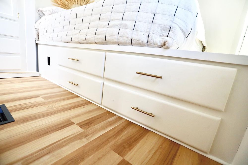 2018 Keystone Passport 2510RB for Mauka to Makai RV Renovations in Los Angeles, CA