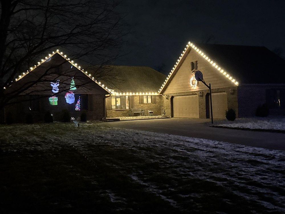 Residential Christmas Light Installation for Indiana Christmas Light Installers in Eaton, IN