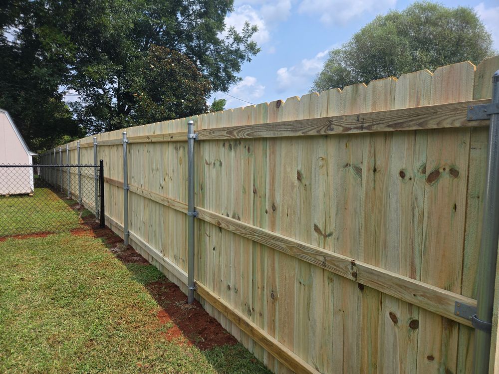 All Photos for Southern Town & Country Fence in Sparta, TN