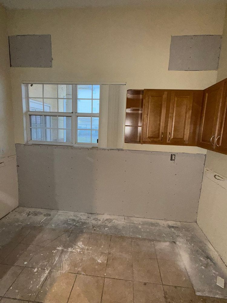 All Photos for Escorpio Painting in Tampa, FL