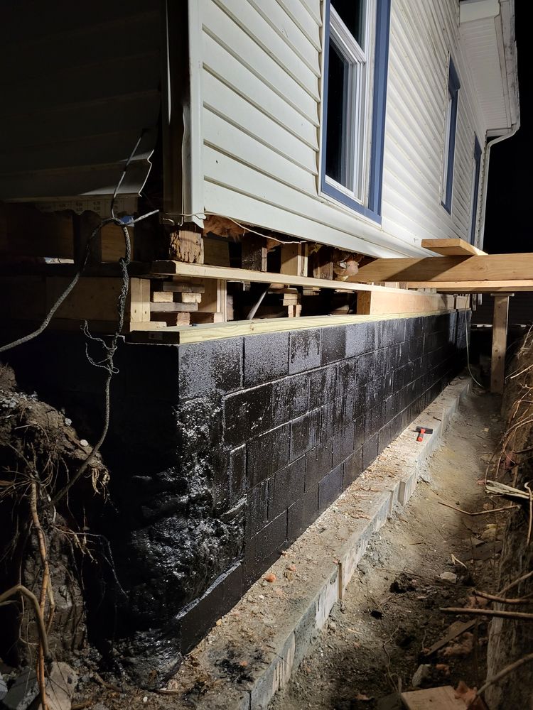 Our House Jacking service is a specialized technique we offer to lift your home safely, addressing foundation issues or creating space underneath for renovation projects. Trust our expertise for stability. for JOE'Z Carpentry & Remodeling in Saint Marys, KS