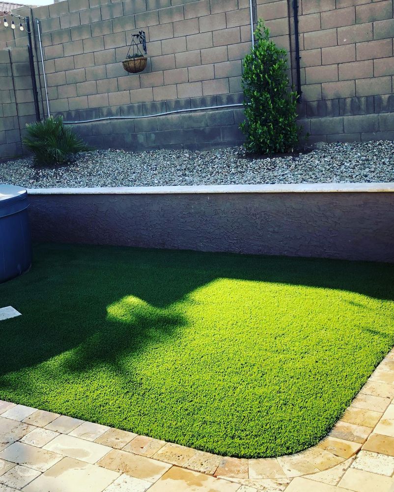 Our Retaining Wall Construction service offers homeowners durable and aesthetically pleasing solutions to manage soil erosion, enhance landscape design, and create functional outdoor spaces tailored to your unique property needs. for Kanelo's Hardscape and Landscape Services in Buckeye, AZ