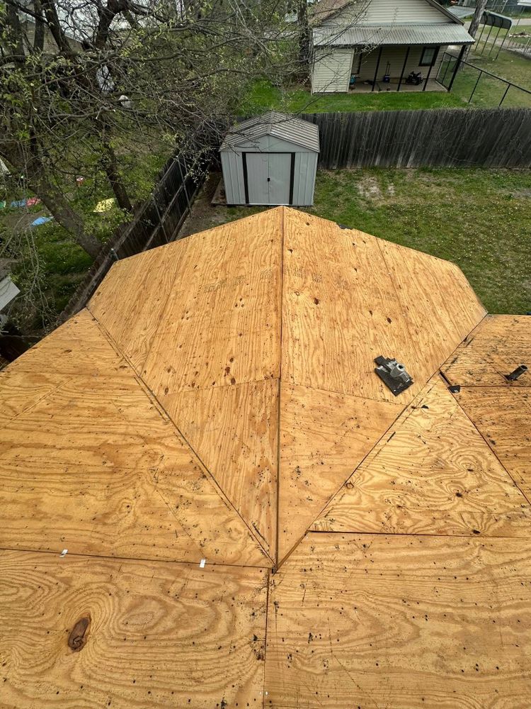 Roofing Installation for Choice Professional Roofing in Valley Mills, TX