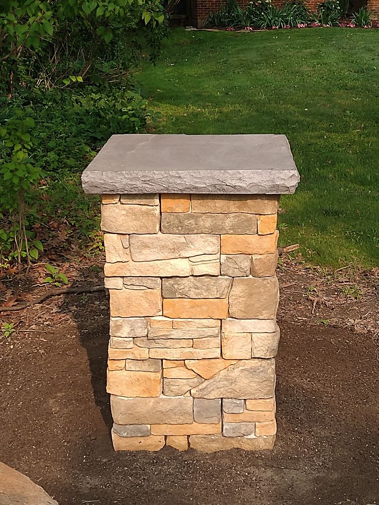 Paver Patio Design & Construction for Humphries Hardscape - Pavers and Landscaping in Wyandotte, MI