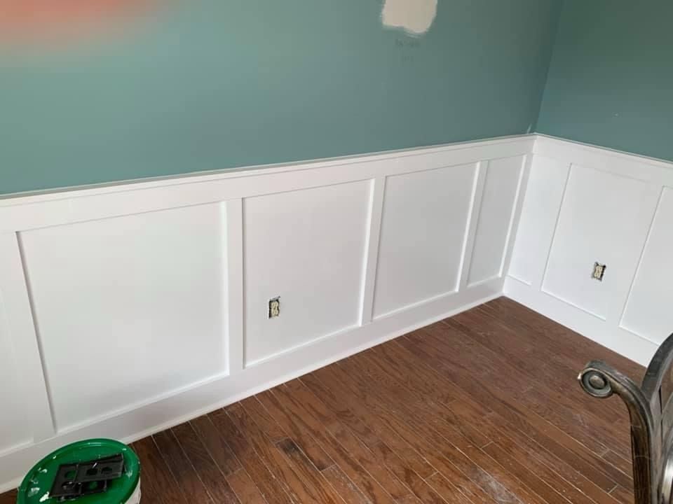 Transform your living space with our professional interior painting services, offering precision, high-quality finishes, and a selection of vibrant colors to enhance your home’s aesthetic and ambiance. for Mike's Custom Painting in Kissee Mills, MO