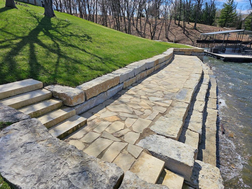 Hardscaping for Viking Dirtworks and Landscaping in Gallatin, MO